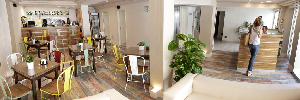Hostal Loimar Torre Del Mar Eksteriør bilde
