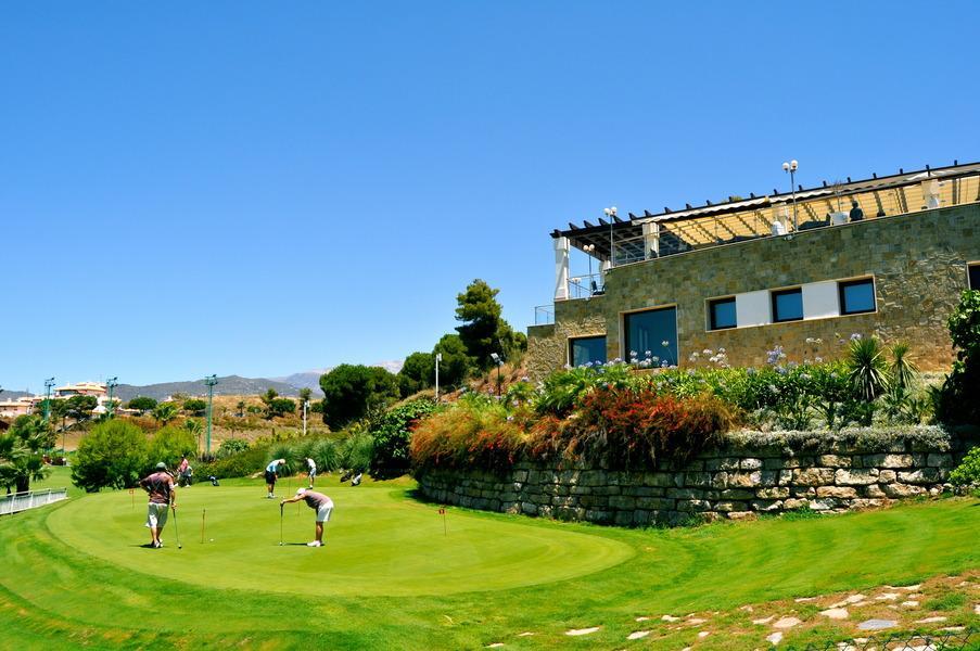 Hostal Loimar Torre Del Mar Eksteriør bilde